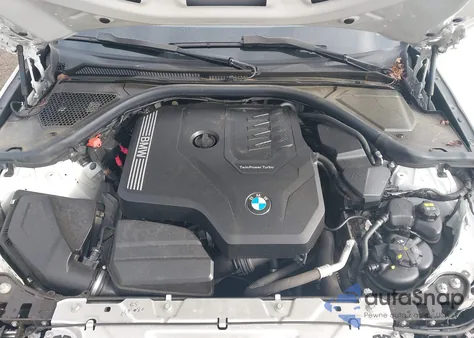 2022 BMW 330I xDrive z USA, uszkodzony, nr VIN 3MW5R7J06N8C57029